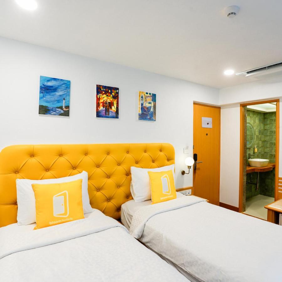Bloom Boutique - Bandra Hotell Mumbai Exteriör bild